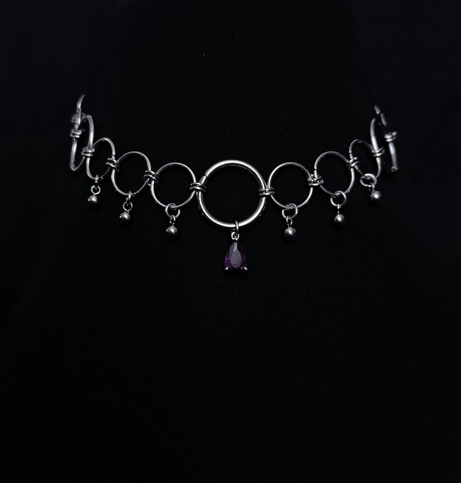 Collier en Anneaux avec Pierre Colorée La Vouivre Jewellery