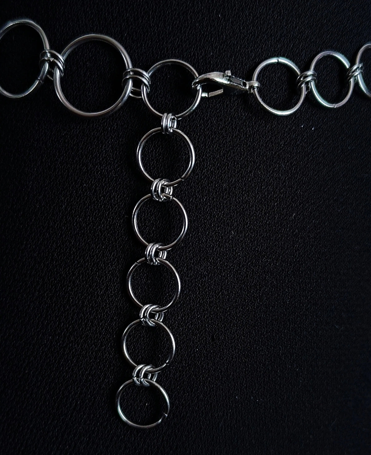 Collier en Anneaux avec Pierre Colorée La Vouivre Jewellery