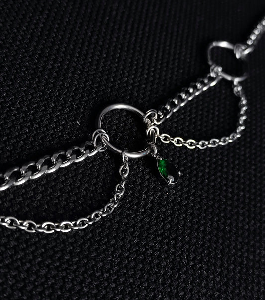 Collier "Dana" en Chaînes à trois Anneaux et Pierre Colorée La Vouivre Jewellery
