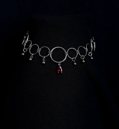 Collier en Anneaux avec Pierre Colorée La Vouivre Jewellery