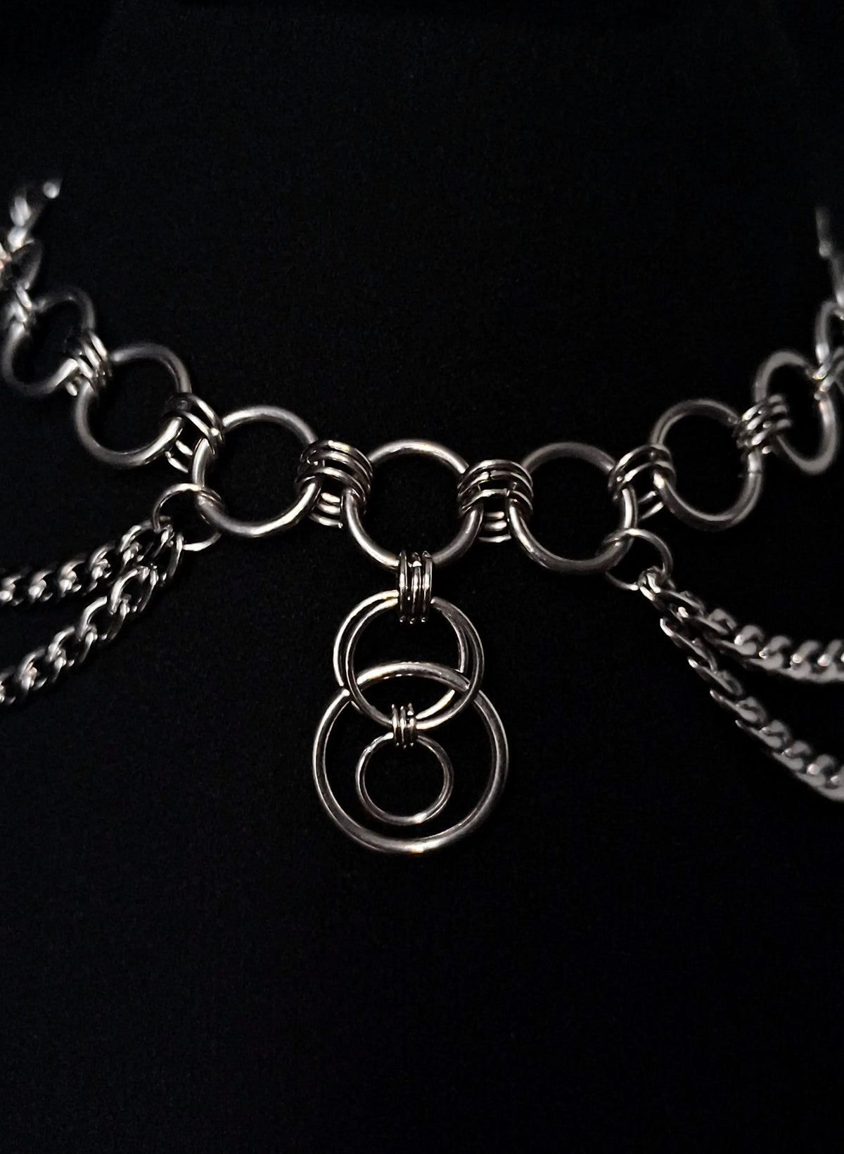 Chocker en Anneaux épais et Double Chaînes La Vouivre Jewellery