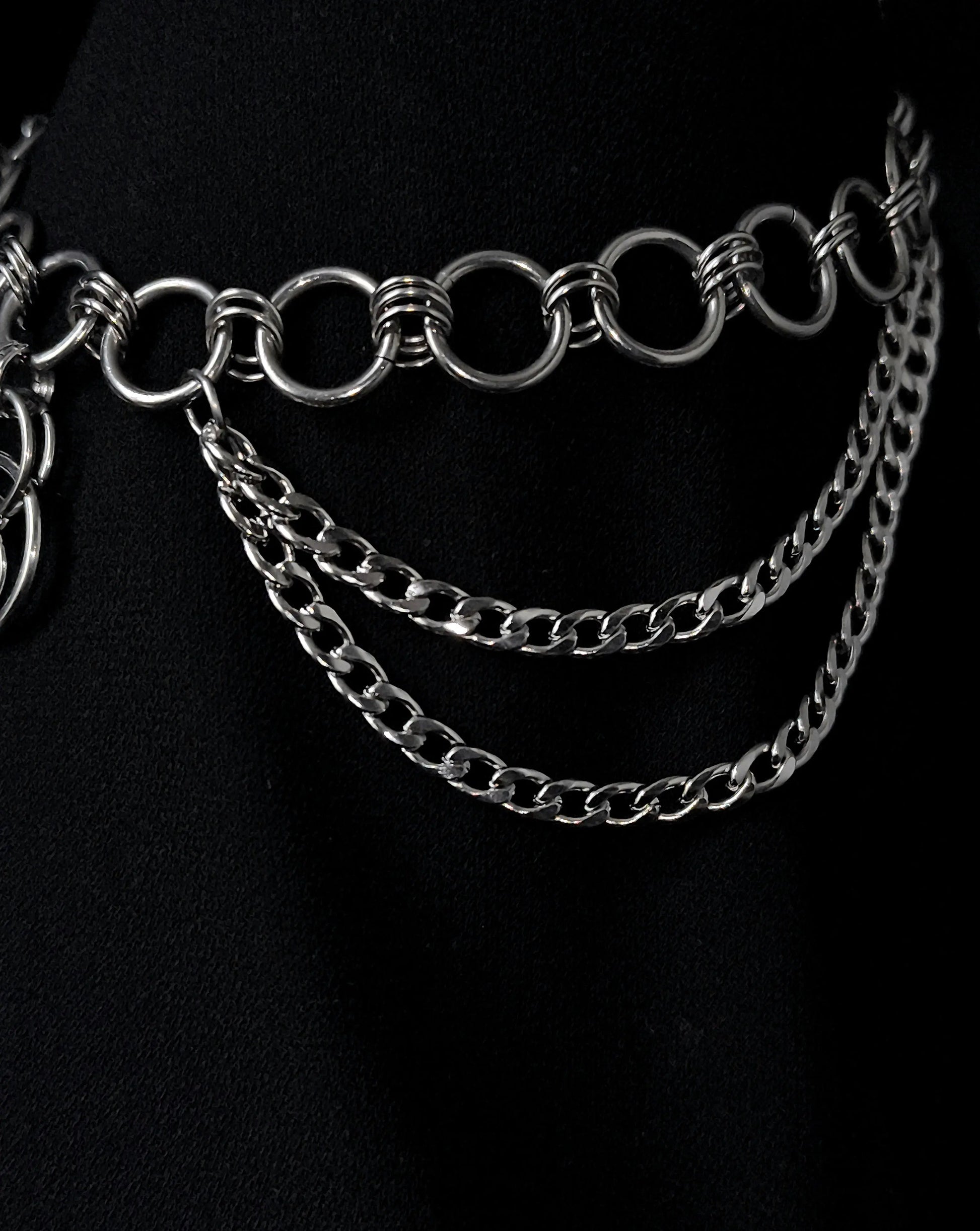Chocker en Anneaux épais et Double Chaînes La Vouivre Jewellery