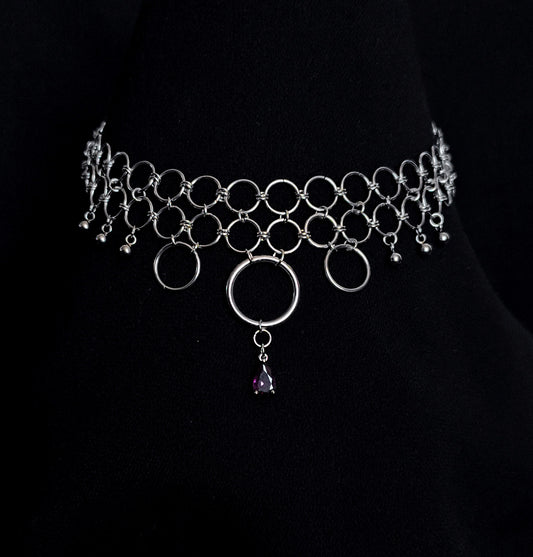 Collier en Maille d'Anneaux avec Pierre Violette La Vouivre Jewellery